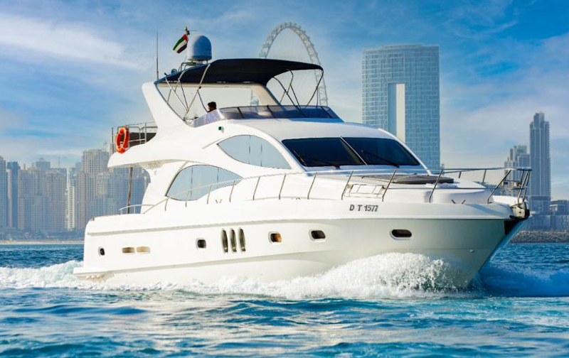 Book Boat Cruising Boats and Luxury Yachts in Abu Dhabi